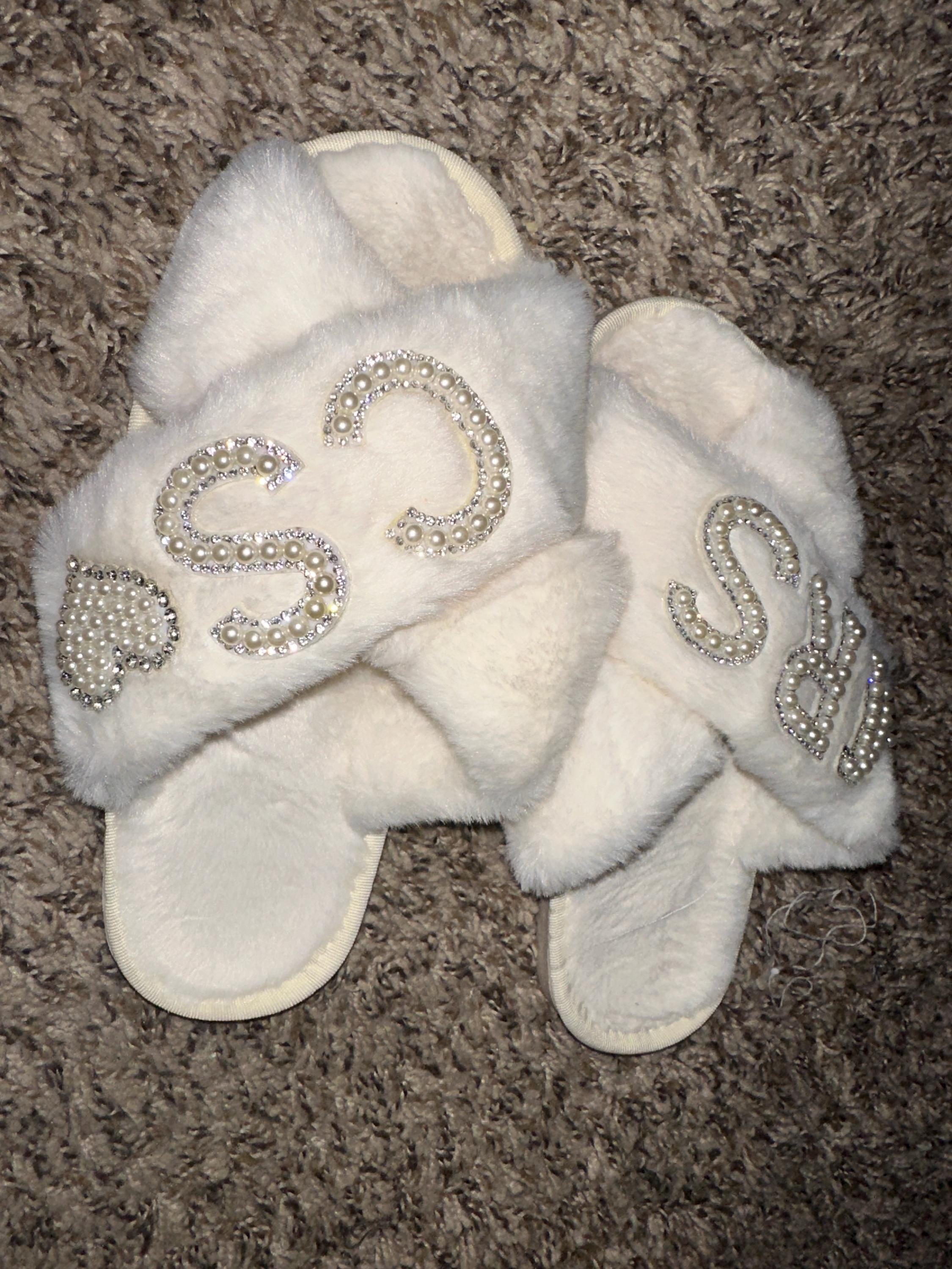 Bridal Mrs Wedding slippers, Custom Mrs Fluffy Slippers with pearls letters, Bridal Shower Gifts, Gifts For Her, Bridal Slippers, Slippers