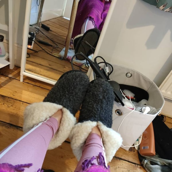 Weeboo Thick Bottom Fur Trim Snow Slippers