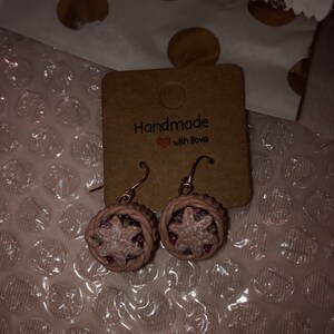 sarah added a photo of their purchase