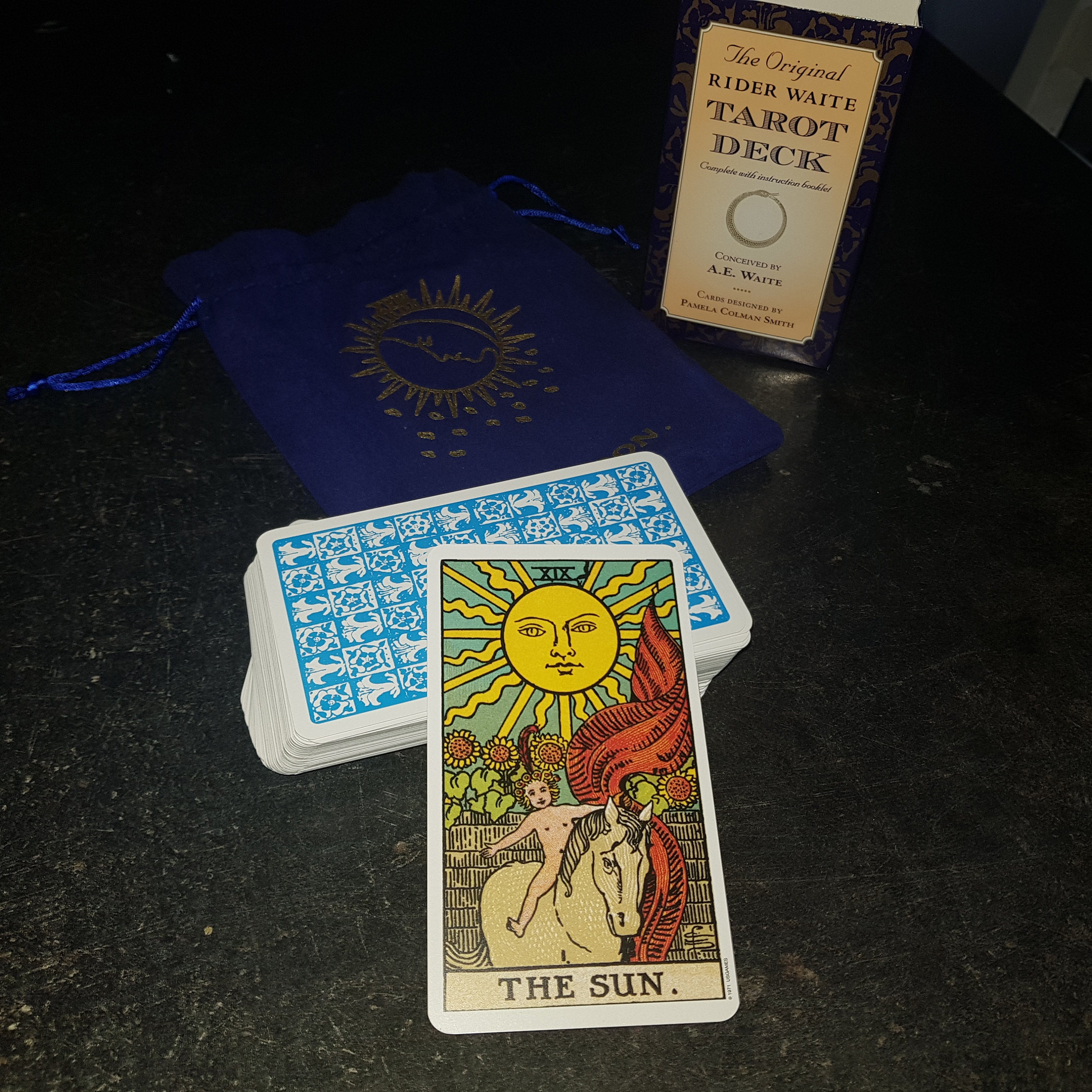 Tarot Card Deck Gift Set – 78 Cards, Book, Bag, and Handcrafted Box – Perfect Christmas Gift for Her