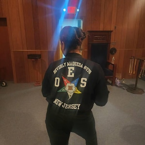 Jonelle added a photo of their purchase