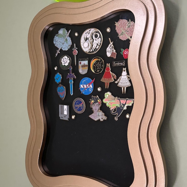 BGRADE DISCOUNTED Gilded Shadow Box Black Insert- Pinstory Pinboard - Etsy