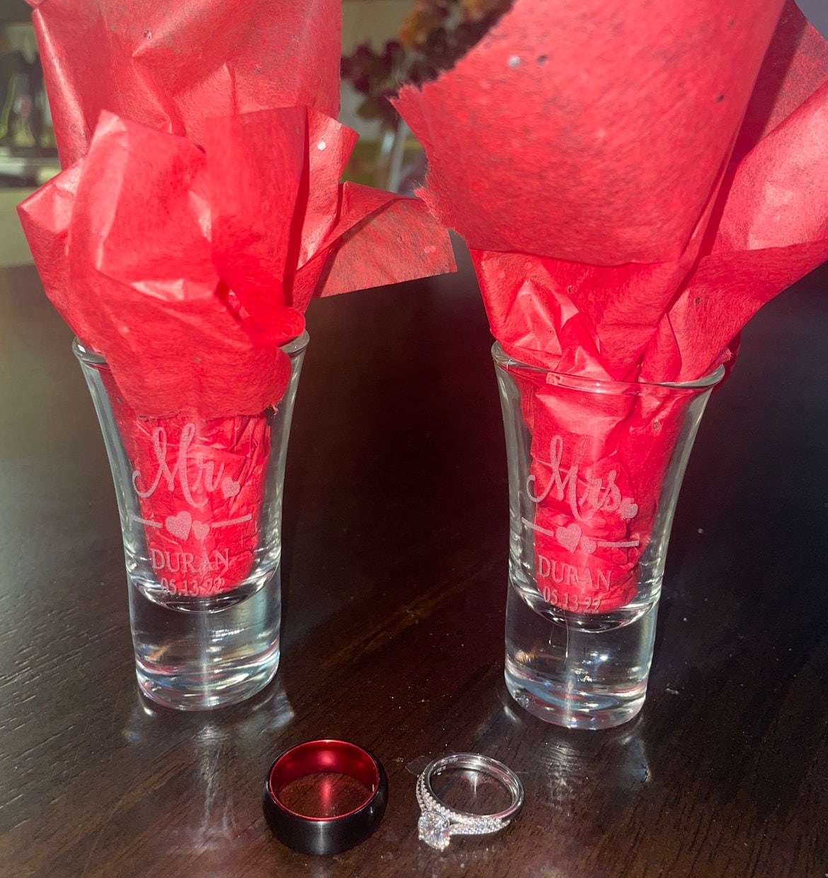 mr and mrs shot glasses,customize shot glasses,wedding shot glasses, 1.5 oz shot glasses,wedding favor, couple shot glasses,anniversary gift