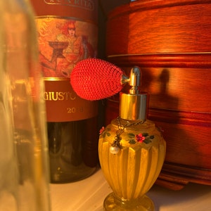 Antique Gold Vintage Victorian Perfume Atomizer Bottle 
