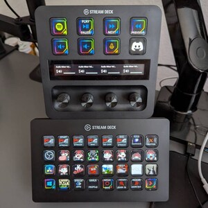Stream Deck XL および Stream Deck Plus スタンド - 2 つの Stream Deck XL および Stream Deck Plus スタンド - 2 つの