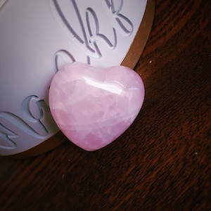 Rose Quartz Heart AAA photo