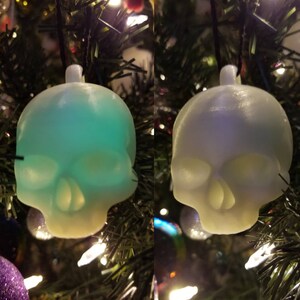 Jupe De Sapin De Noël Gothique Tête De Mort - En Polyester Brossé, Douce Et Légère - 3 Attaches Rouges - 12