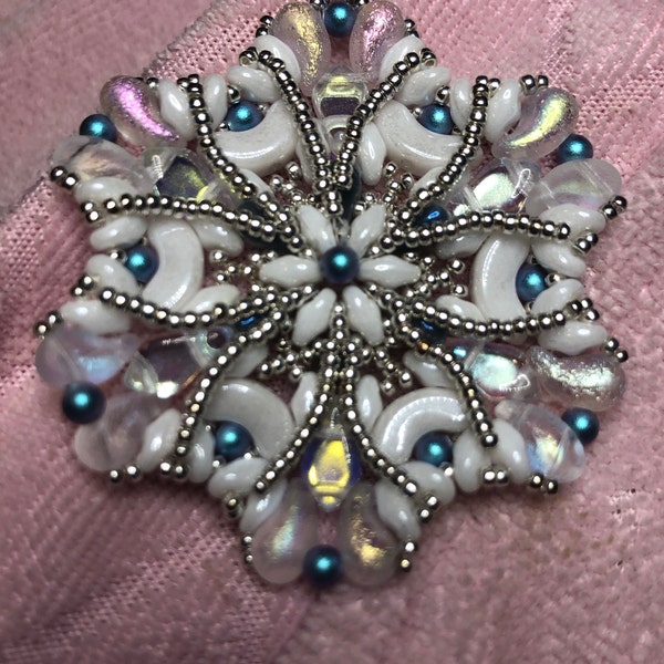 Beaded Pendant Tutorial Snowflake, Superduo Bead Pattern; New Year ...