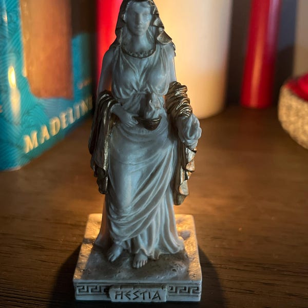 Escultura De Hestia Estatua De Hestia Vesta, Diosa Griega Romana Del