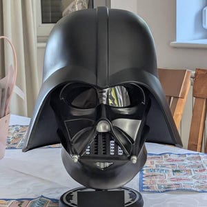 ダース・ベイダー ヘルメット スター・ウォーズ』 「BLACKシリーズ」1／1スケール