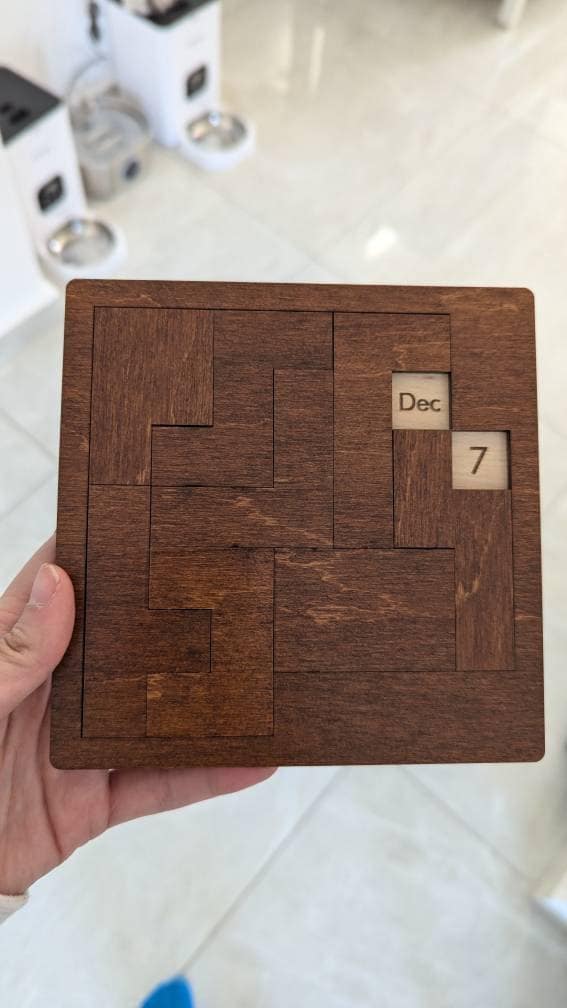 Daily Calendar Puzzle for Coffee Tables, Family Rooms, Gift for him, gift for her, Students, Office Toy, Game Room