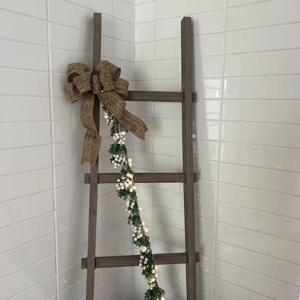 Rustic Burlap Farmhouse Christmas Bow, Christmas Holidays Script Burlap ...