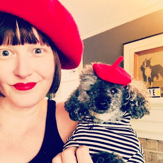 Customer photo of a pet with the Beret Personalized for small pet Raspberry