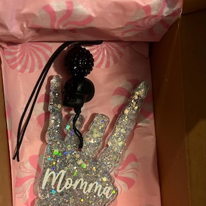 Dolly added a photo of their purchase