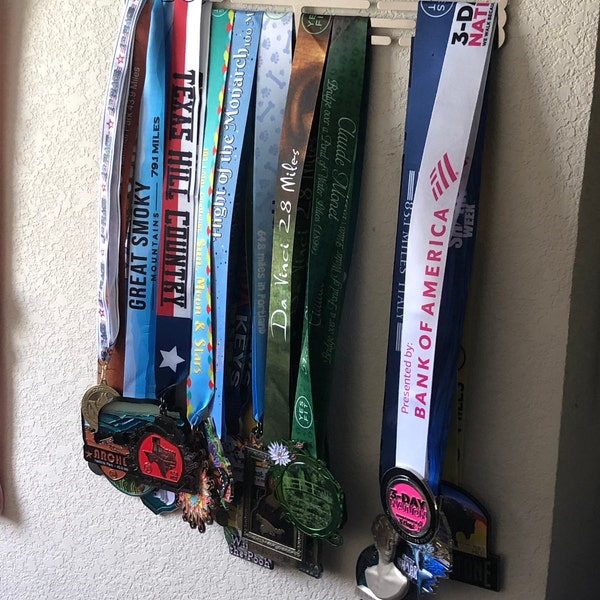 DHTOMC Sportmedaillehouder 400 Mm Roestvrij Staal Medaillebeugel Medaillehouder Display Rack Medaille Decoraties Weergeven