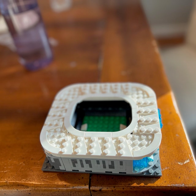 Lego football stadium tottenham hotsell