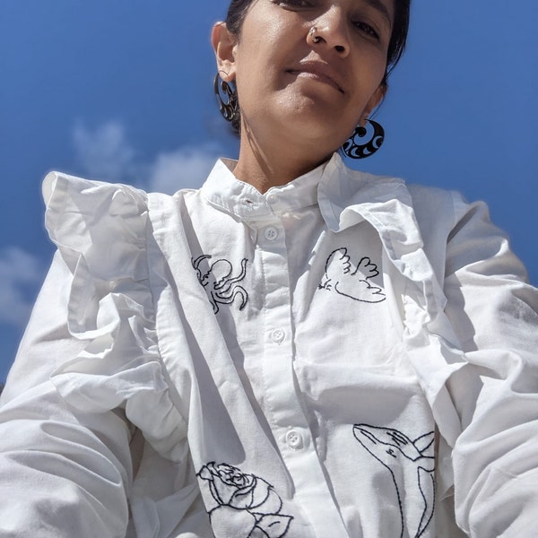 Beige Prairie Bloom Floral Embroidered Blouse