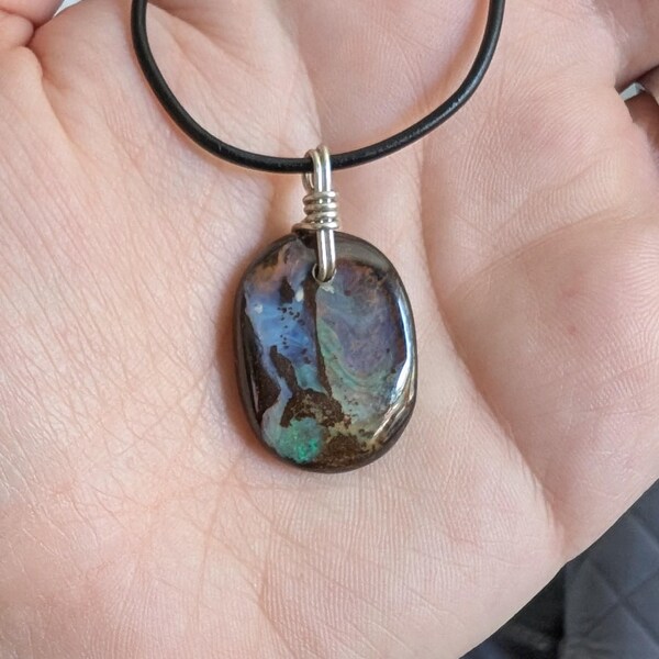 Large Natural Australian Opal Necklace On Leather Choker Beautiful Large Natural Australian Opal Necklace On Leather Choker Beautiful