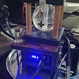 Wireless Ball Vape Stand