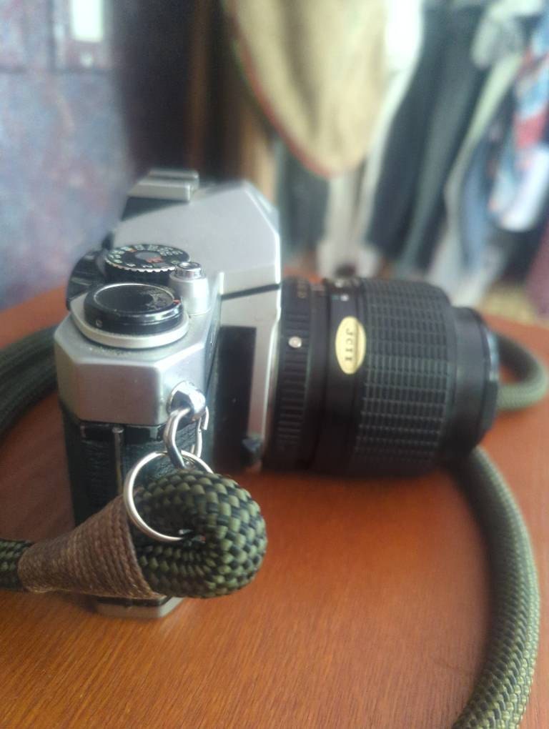 Checkered Olive/Black Camera Strap