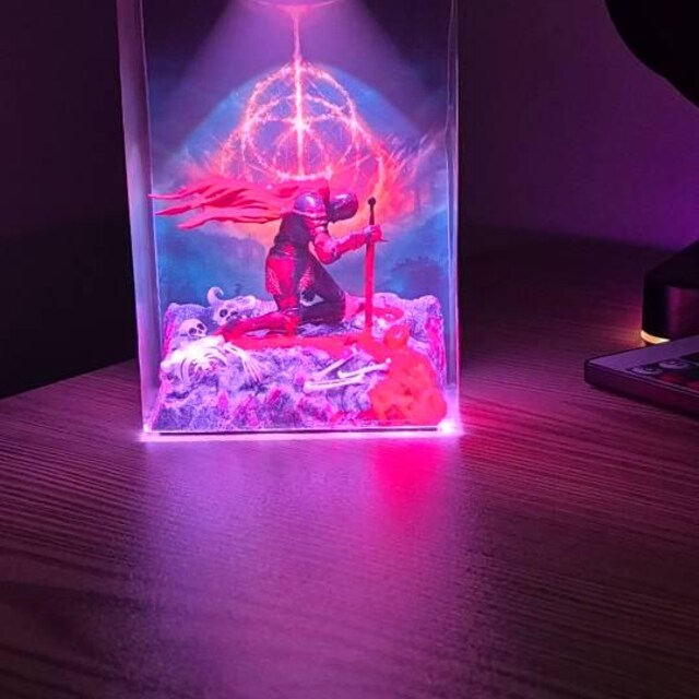 Dark Fantasy Warrior Resin Lamp – Epic Diorama Night Light