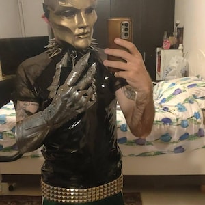 Tarik added a photo of their purchase