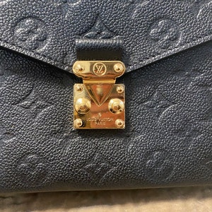 REMOVING & Replacing the hardware protectors on our Louis Vuitton Pochette  Metis, Chanel Mini etc.. 