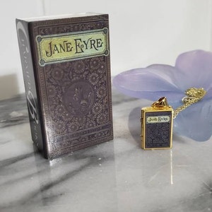 Kaitlyn Chotrow added a photo of their purchase