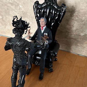 Chaise Trône Gothique Miniature 1:6 Pour Maison De Poupée - Bois Noir Et Blanc - Fait Main 2025