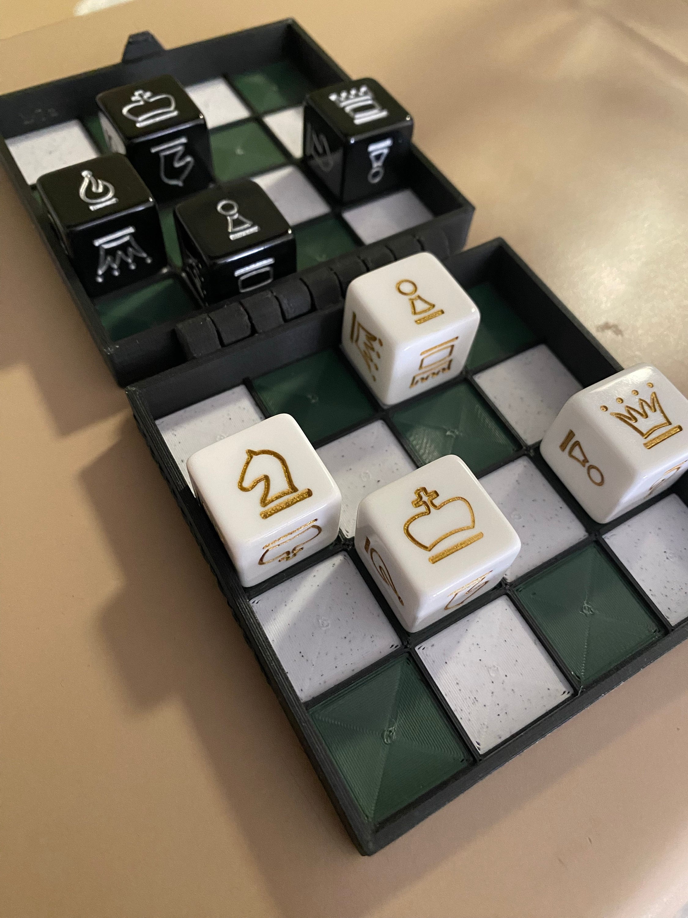 Flip Chess -  Chess Game, Travel Chess, Chess Dice, Pocket Chess