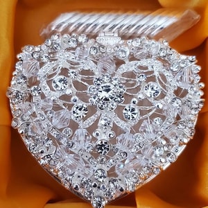 Cintia added a photo of their purchase