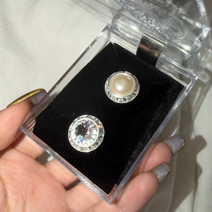 Jasmine added a photo of their purchase