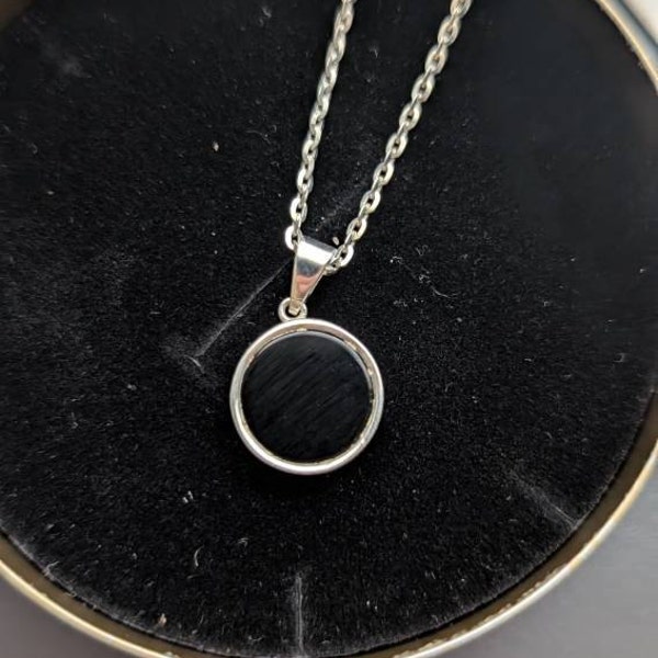Collier Avec Pendentif Onyx Noir Et Métal Argenté Chantal Thomass - Bijou Occasion Excellent état