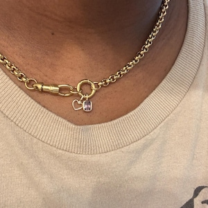 Raquel added a photo of their purchase