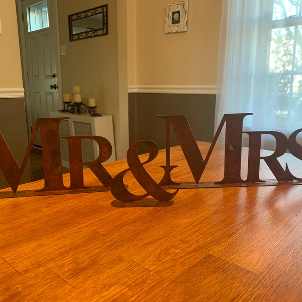 Rustic Mr and Mrs Sign Wedding Sweetheart Table Decor Large Mr & Mrs ...