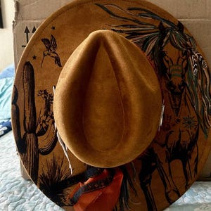 Alice added a photo of their purchase