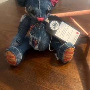 Jocelyn added a photo of their purchase