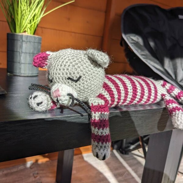 Stiped Cat Pattern Crochet Cat Pattern – Sleepy Striped Amigurumi Kitty, Easy PDF Tutorial ...