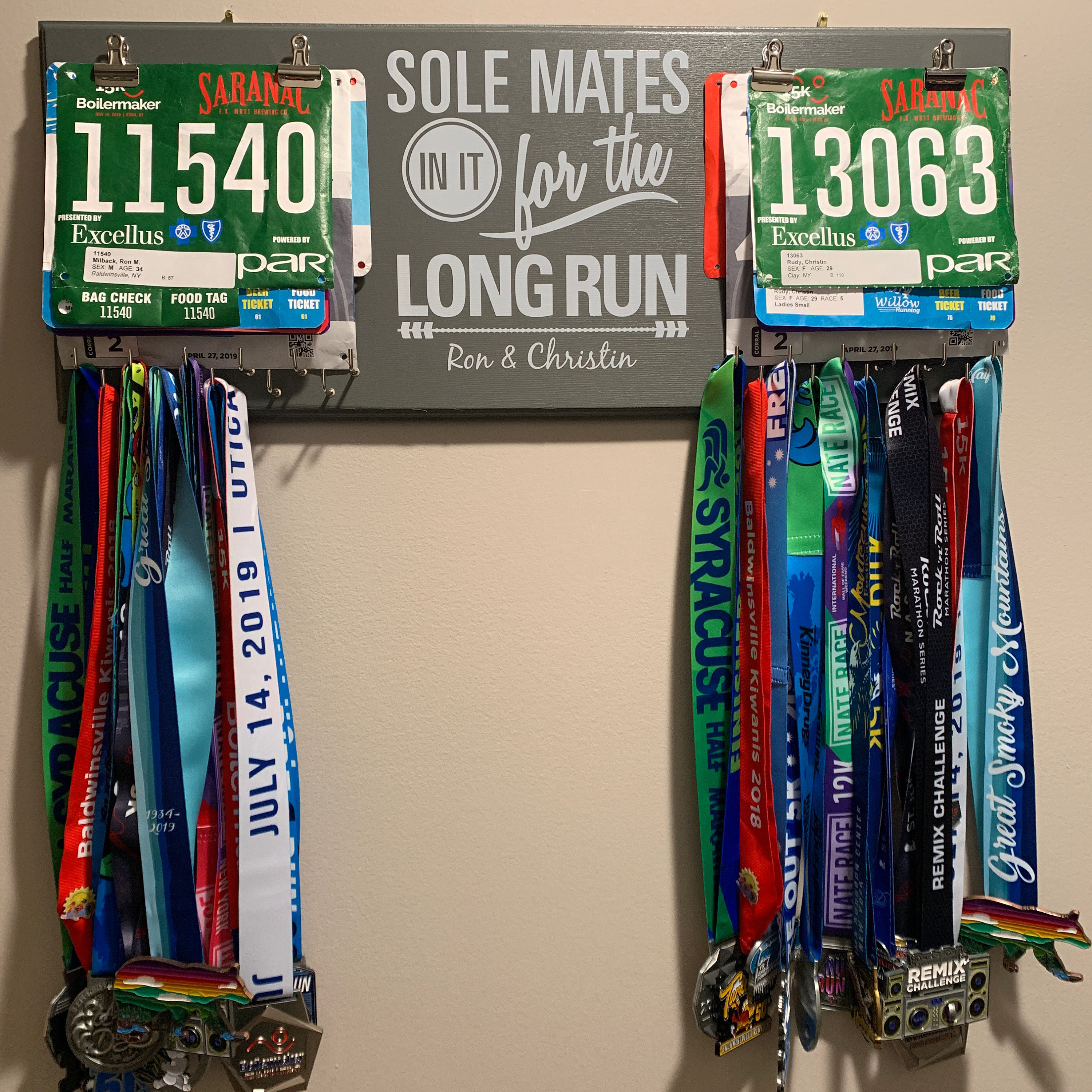 Couples Race Bib Medal Holder - Sole Mates Race MEDAL Bib Display - CUSTOMIZE Name Gift Idea Perfect Couples who Run