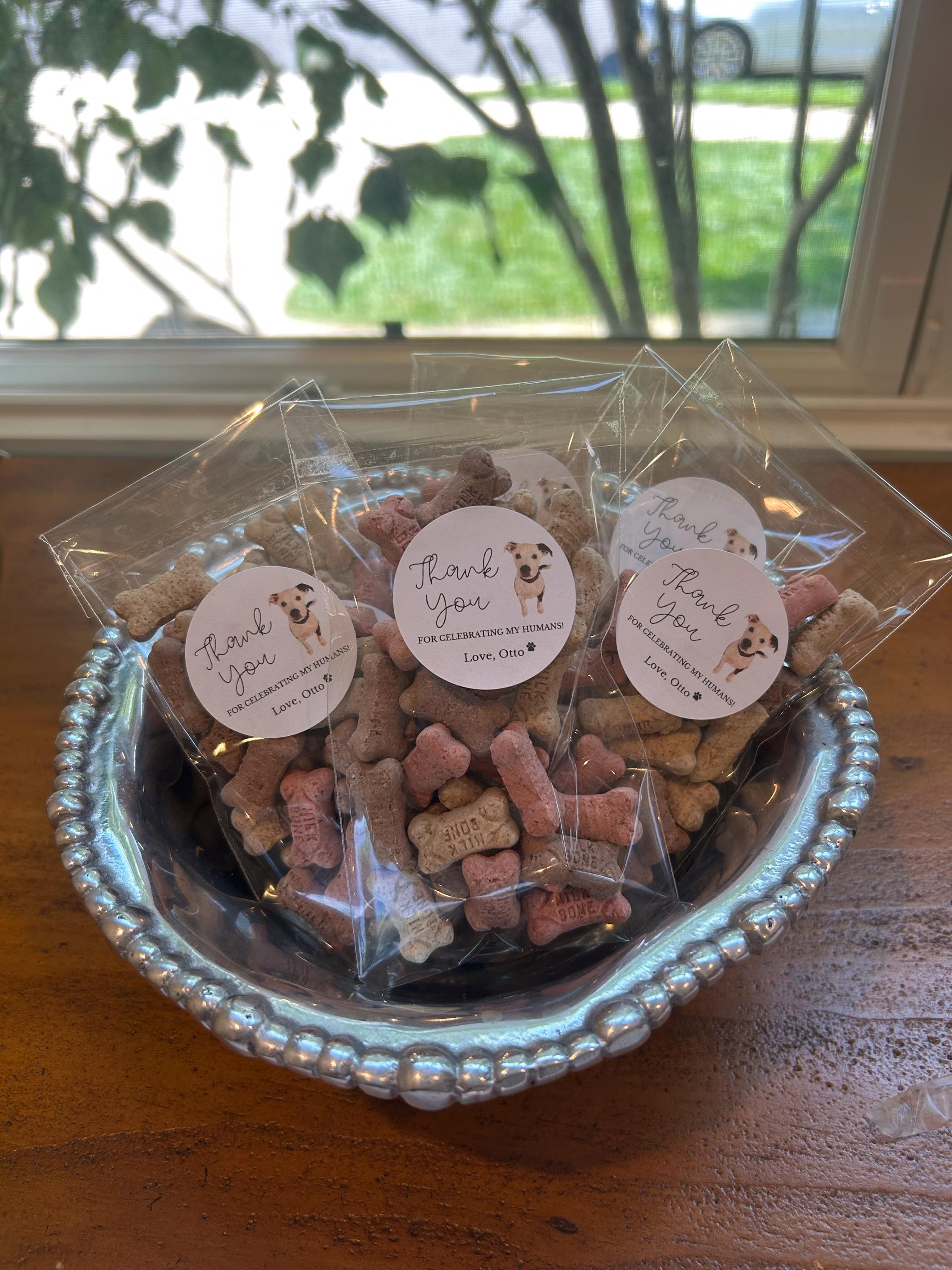 Personalizable Picture Dog Treat Wedding Favors|Doggie Goodie Bag|Thank You for Celebrating my Humans|Personalized Sticker and Treat Bags