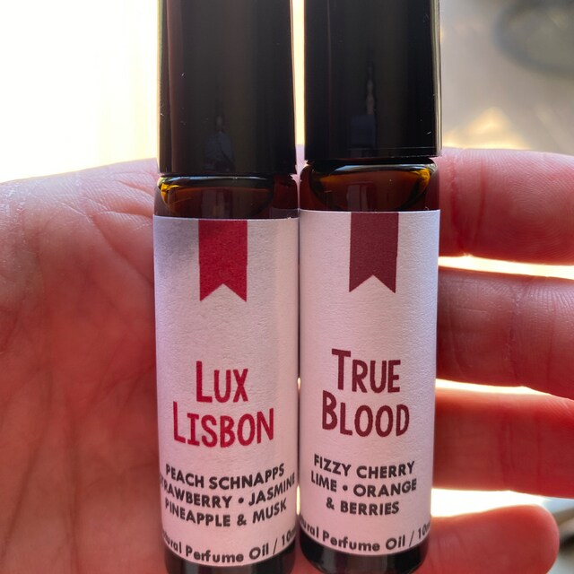 TRUE BLOOD / Fizzy Cherry Lime Orange & Berries / Book Inspired / Horror Romance Vampires Sookie Stackhouse / Roll-on Perfume Oil - Etsy TRUE BLOOD / Fizzy Cherry Lime Orange & Berries / Book Inspired / Horror Romance Vampires Sookie Stackhouse / Roll-on Perfume Oil - Etsy