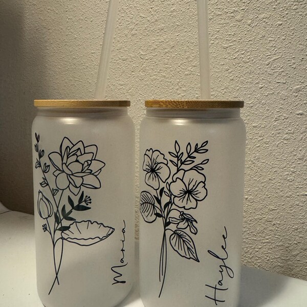 Personalized Flower Irregular Tumbler - Up to 10 Children - Mother's Day Gift Idea for Mom/Grandma main image 1
