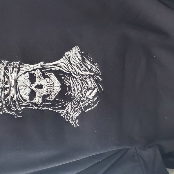 Machine Embroidery File - Skeleton With Crown Light Effect 15-16 X 26 ...