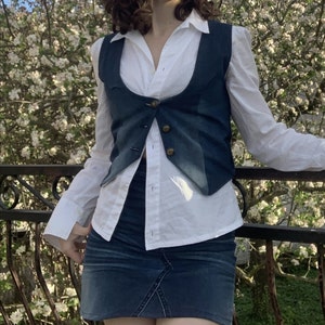 Maïwenn added a photo of their purchase