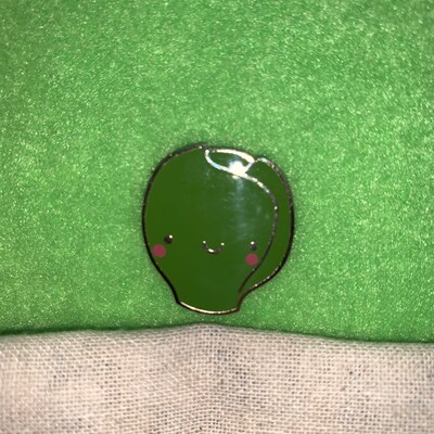 Yin Yang Pin - Etsy