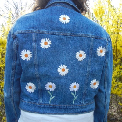 Iron on Daisy Patch W/ Stem, 3.8 Inches, Embroidered Flower Applique - Etsy