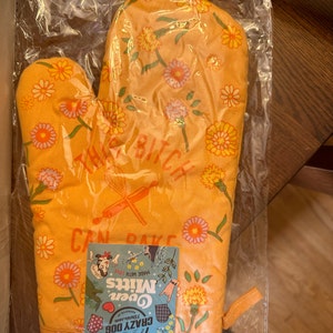 Saryn added a photo of their purchase