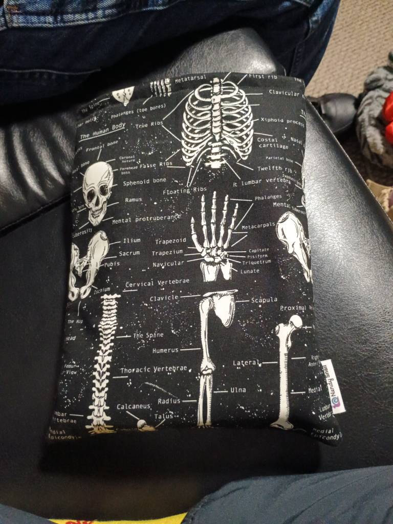 Book Sleeve Dark Academia, Skeleton Booksleeve, Anatomy Book Protector, Large Book Pouch, Padded Kindle Sleeve, Halloween Book Cover