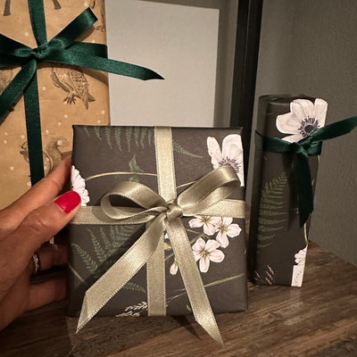 Botanical Wrapping Paper Recycled Gift Wrap Wild Meadow Black - Etsy