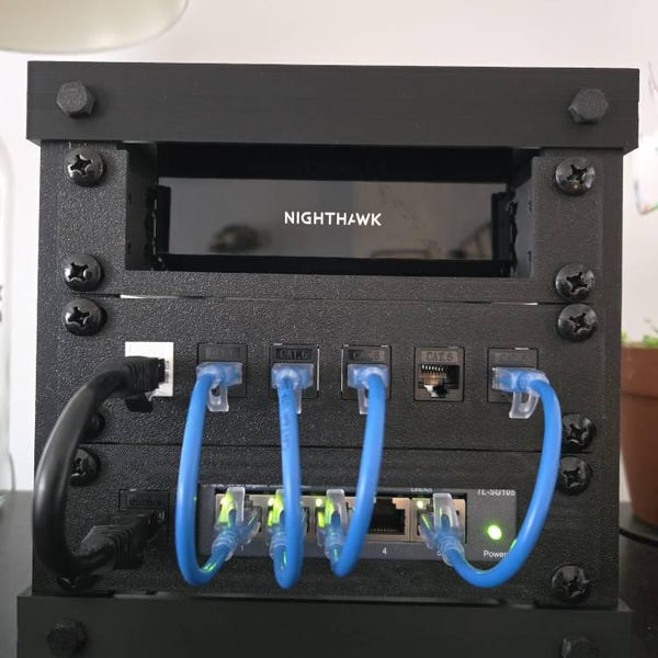 Mini 3U Network Rack – 7